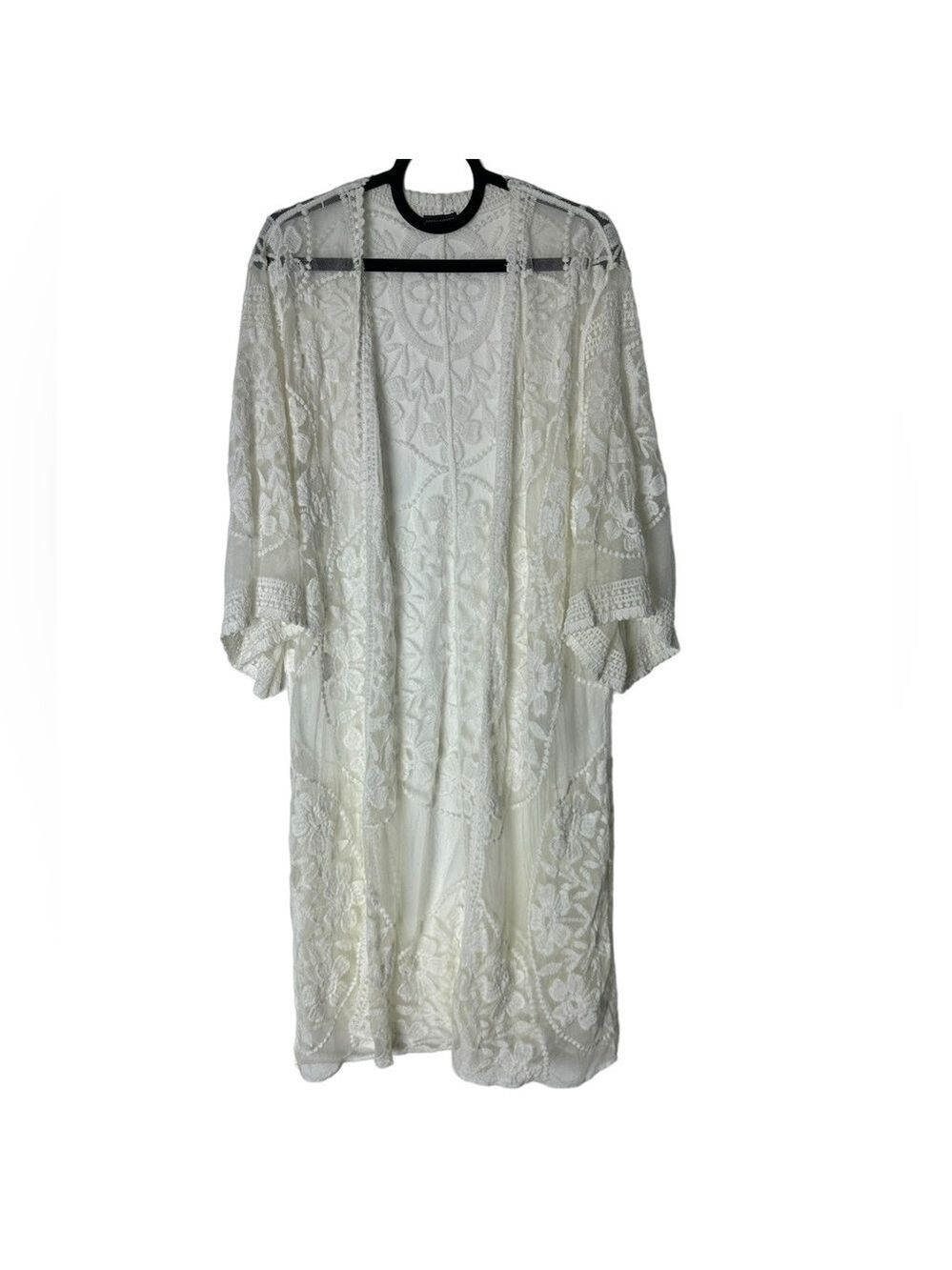 COCO+CARMEN Lace Cover Up Topper Wrap Open Front Cream Lace One Size Fits Most
